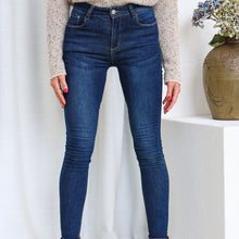 Load image into Gallery viewer, Immy Skinny Jean