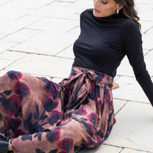 Load image into Gallery viewer, Martini Club Gather Top Various