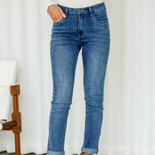 Load image into Gallery viewer, Mum Jean - Light Blue