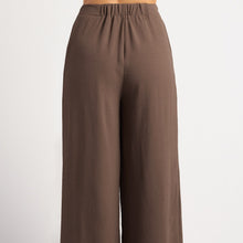 Load image into Gallery viewer, Delaney Pleat Pant in Chocolate
