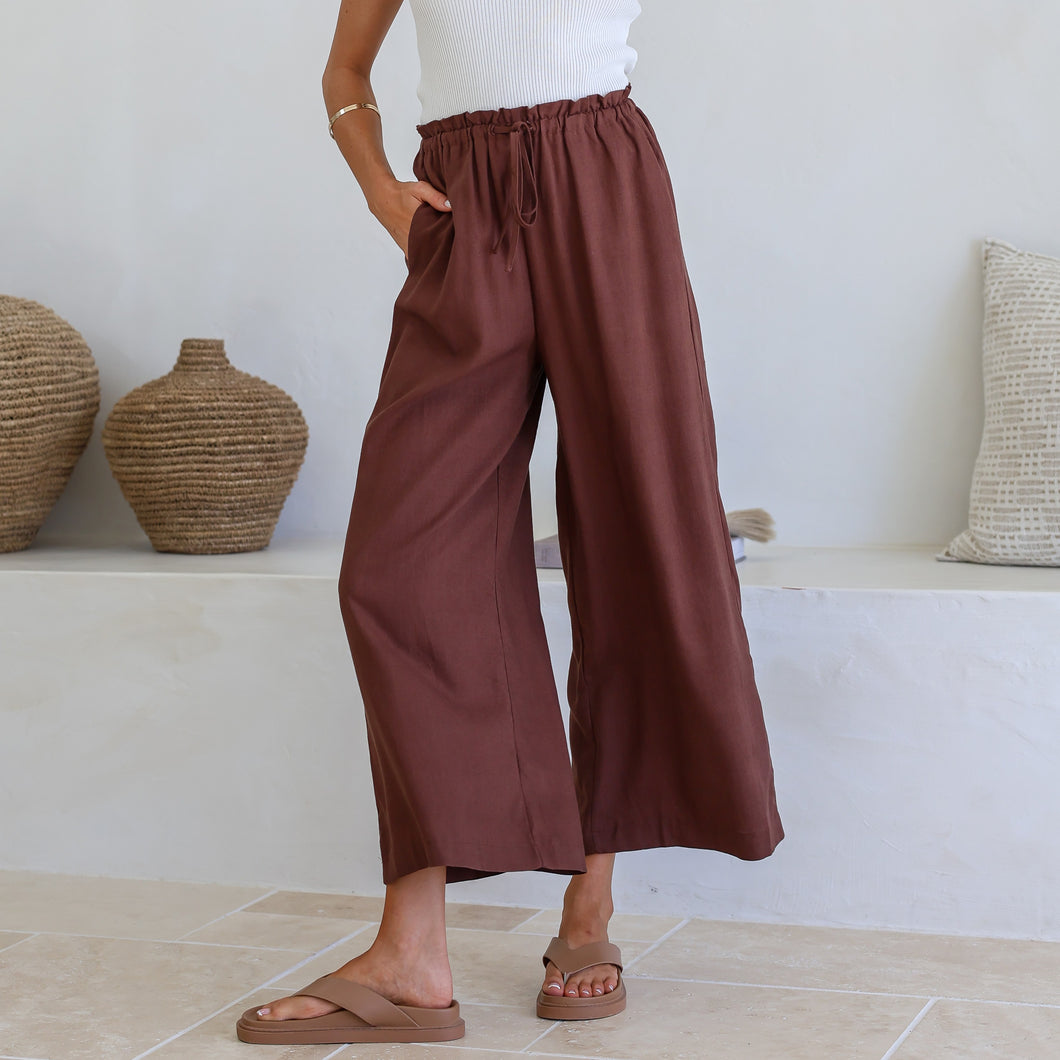 Lillian Linen Blend Pant in Chocolate