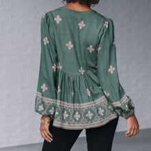 Load image into Gallery viewer, Prarie Top in Khaki
