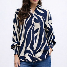 Load image into Gallery viewer, Rhianna Printed Shirt in Navy
