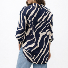 Load image into Gallery viewer, Rhianna Printed Shirt in Navy
