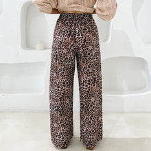 Load image into Gallery viewer, Thea Leopard Print Relaxed Pant
