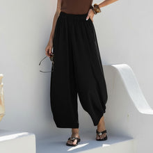 Load image into Gallery viewer, Jagger Barrel Pant in Black
