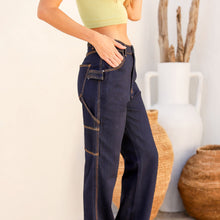 Load image into Gallery viewer, Gwen Wide Leg Cargo Jean
